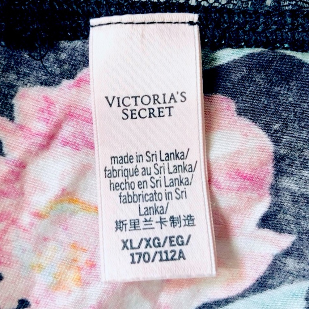 Victoria’s Secret floral and lace teddy size XL - Picture 3 of 14